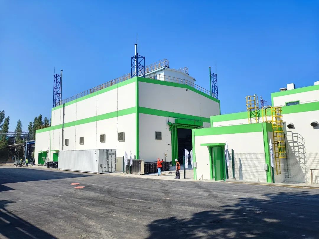 东华公司设计的中亚首个绿氢项目成功产出合格氢气